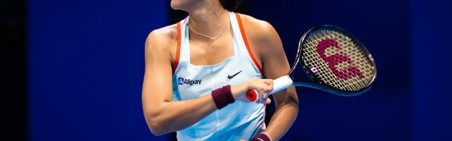 郑钦文逆转库德梅托娃 将冲击个人职业生涯第一冠