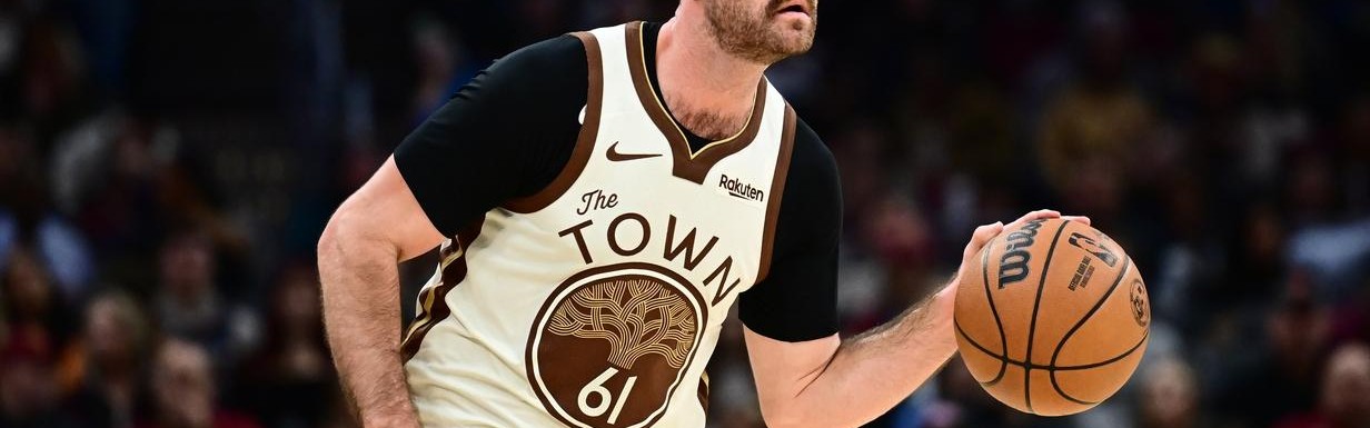 科尔新欢大有来头，不当状元做落选秀，上赛季路人这赛季成大腿