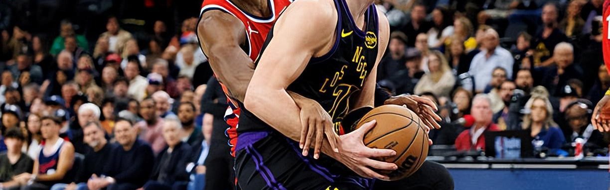 半岛体育-数据上无可挑剔，但湖人后场核心在场上的实际作用其实非常有限？